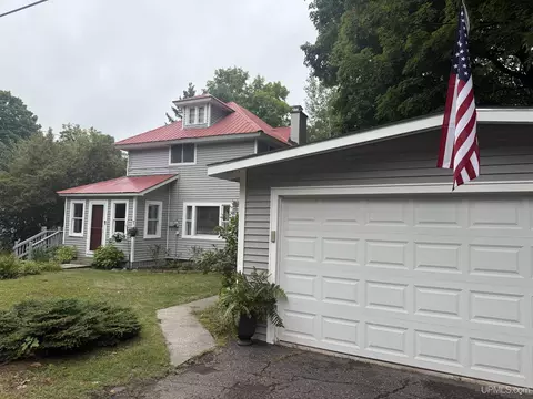 48465 Lincoln, Houghton, MI 49931