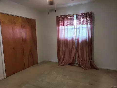Bedroom - 8044 E Weston, Blissfield, MI 49228 photo 2 of 2