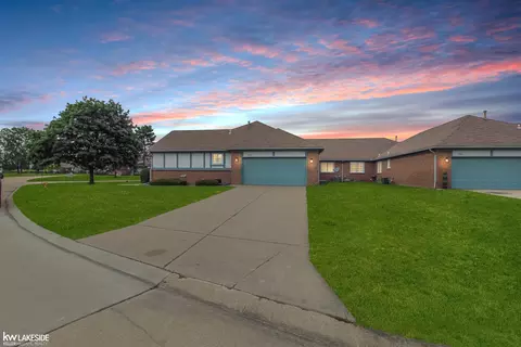 Exterior - 45431 Nottingham, Macomb, MI 48044 photo 2 of 2