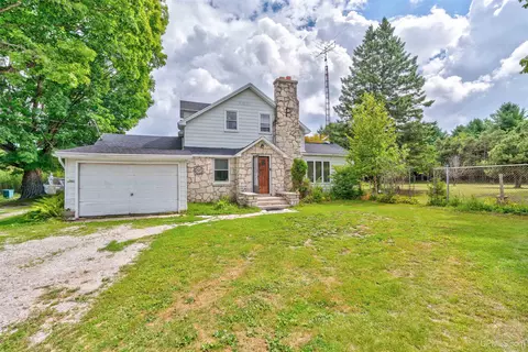 1820 S Little Hbr, Manistique, MI 49854