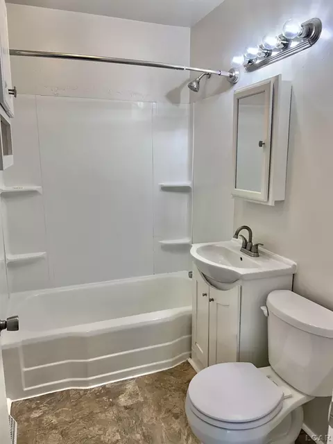 Bath - 730 State, Adrian, MI 49221 photo 1 of 1