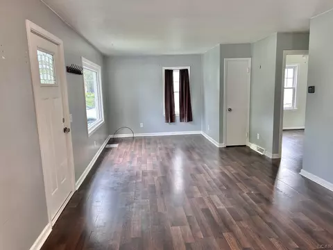Living - 730 State, Adrian, MI 49221 photo 2 of 2