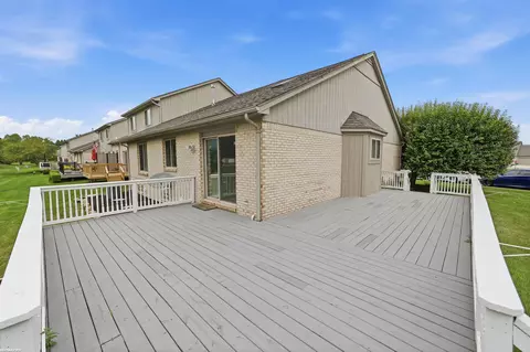 Exterior - 46201 Bentley, Macomb, MI 48044 photo 7 of 8