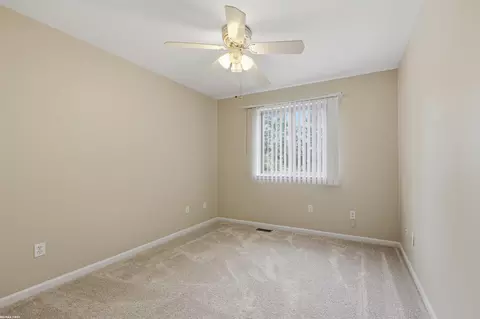 Bedroom - 46201 Bentley, Macomb, MI 48044 photo 2 of 5