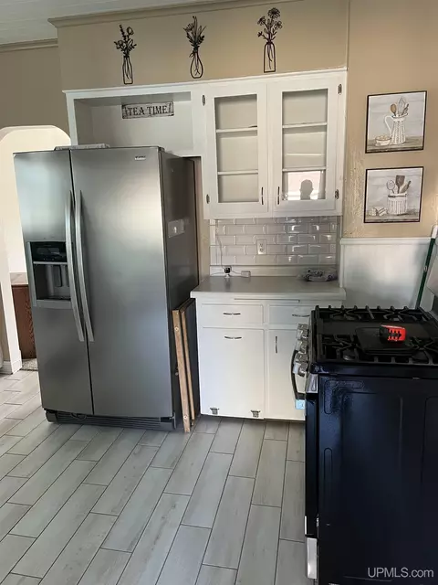 Kitchen - 1114 N Second, Ishpeming, MI 49849 photo 2 of 3
