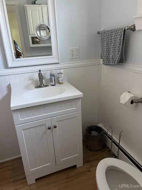 Bath - 1114 N Second, Ishpeming, MI 49849 photo 2 of 6