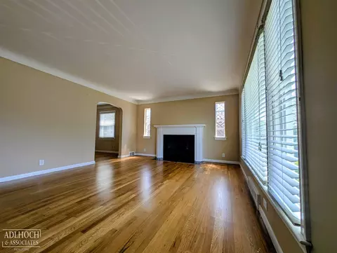 Living - 2168 Allard, Grosse Pointe Woods, MI 48236 photo 2 of 2