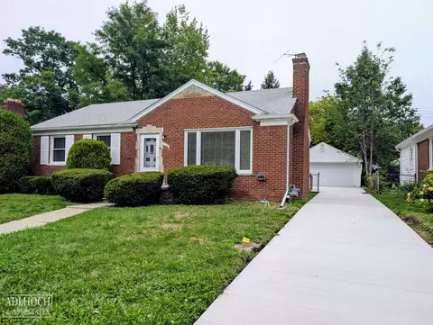 Exterior - 2168 Allard, Grosse Pointe Woods, MI 48236 photo 1 of 4