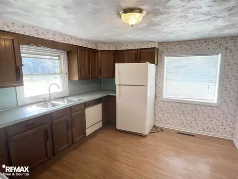 Kitchen - 626 S Mckinley, Flushing, MI 48433 photo 1 of 4