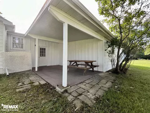 Exterior - 626 S Mckinley, Flushing, MI 48433 photo 5 of 7