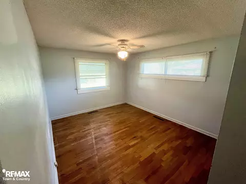 Bedroom - 626 S Mckinley, Flushing, MI 48433 photo 3 of 8