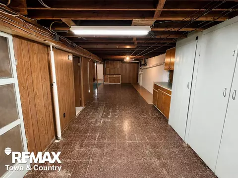 Entry Way - 626 S Mckinley, Flushing, MI 48433 photo 2 of 2