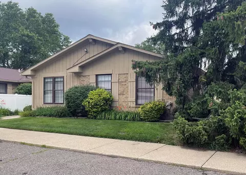 2684 Roundtree, Troy, MI 48083 photo 26