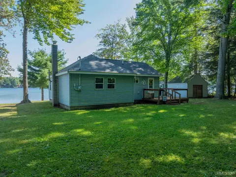 Exterior - n3820 Hayward Road, Munising, MI 49862 photo 4 of 15