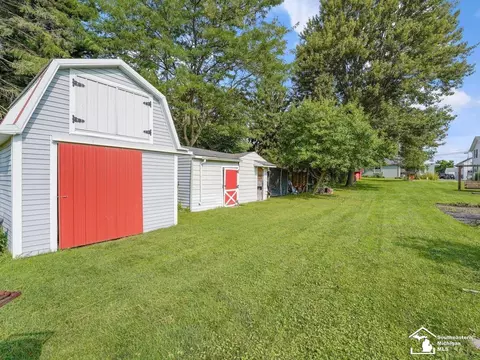 Exterior - 1349 W Samaria, Temperance, MI 48182 photo 6 of 9
