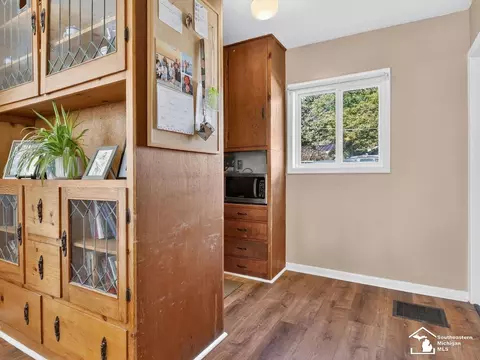 Entry Way - 1349 W Samaria, Temperance, MI 48182 photo 5 of 5