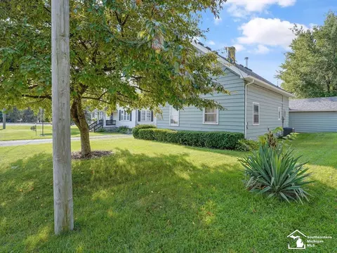 Exterior - 1349 W Samaria, Temperance, MI 48182 photo 2 of 9