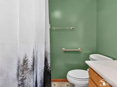 Bath - 1349 W Samaria, Temperance, MI 48182 photo 1 of 2