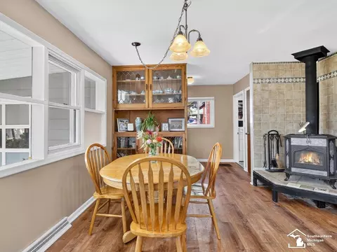 Dining - 1349 W Samaria, Temperance, MI 48182 photo 3 of 3
