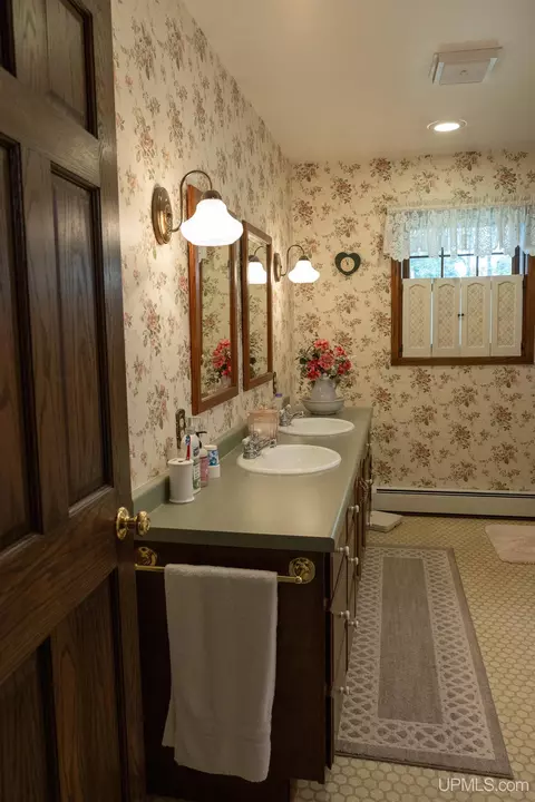 Bath - 1705 Ellsworth, Ishpeming, MI 49849 photo 1 of 7