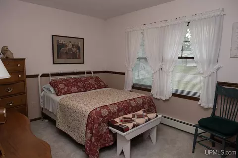 Bedroom - 1705 Ellsworth, Ishpeming, MI 49849 photo 2 of 7