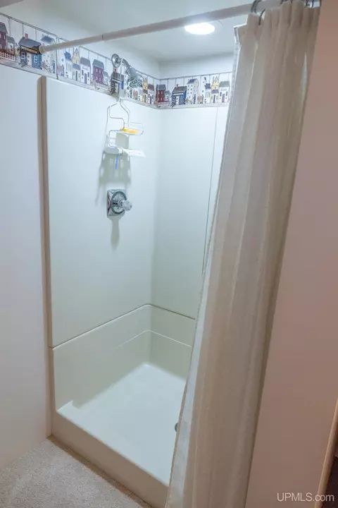 Bath - 1705 Ellsworth, Ishpeming, MI 49849 photo 7 of 7