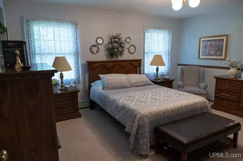 Bedroom - 1705 Ellsworth, Ishpeming, MI 49849 photo 5 of 7