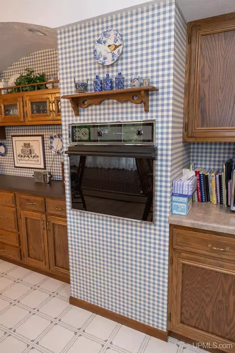 Kitchen - 1705 Ellsworth, Ishpeming, MI 49849 photo 5 of 5