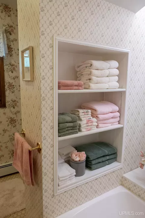 Bath - 1705 Ellsworth, Ishpeming, MI 49849 photo 3 of 7