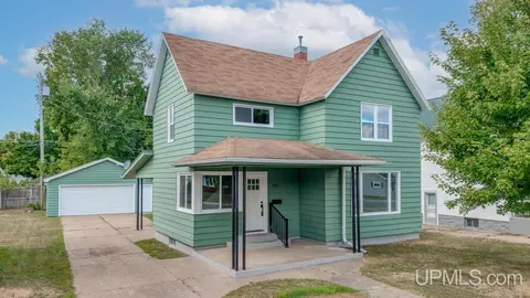 621 Wilson, Kingsford, MI 49802