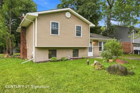 711 Harry Paul, Lake Orion, MI 48362