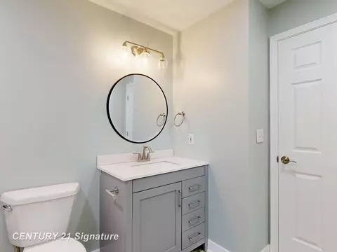 Bath - 541 Warren, Flushing, MI 48433 photo 2 of 2