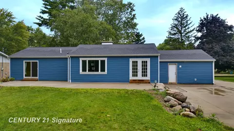 Exterior - 541 Warren, Flushing, MI 48433 photo 6 of 10