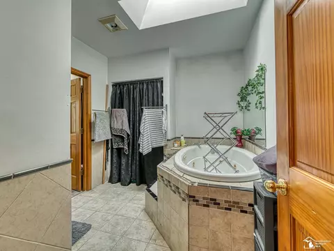 Bath - 8945 S Custer, Monroe, MI 48161 photo 2 of 4