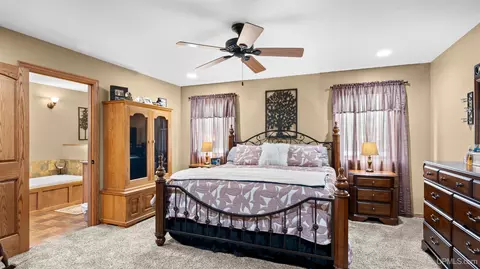 Bedroom - 3715 1375, Escanaba, MI 49829 photo 1 of 2