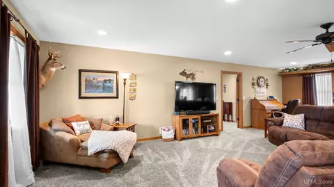 Living - 3715 1375, Escanaba, MI 49829 photo 2 of 3