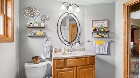 Bath - 3715 1375, Escanaba, MI 49829 photo 4 of 4