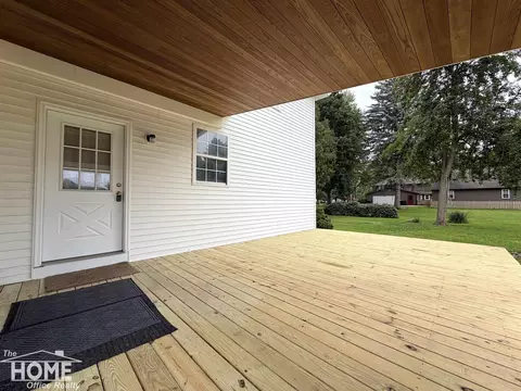 Exterior - 115 E Grand Riv #1B/1B, Bancroft, MI 48414 photo 2 of 31