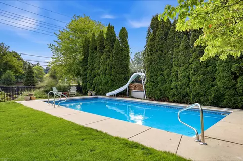 Exterior - 48556 Belltower, Macomb, MI 48044 photo 4 of 8
