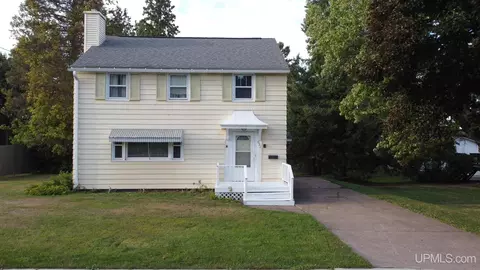 632 Lake, Ironwood, MI 49938