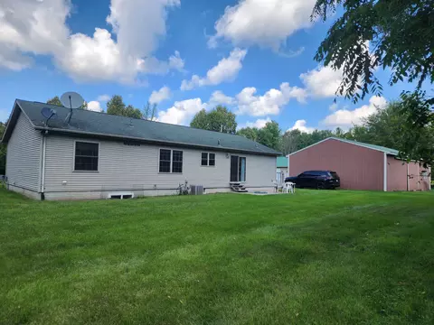Exterior - 175 W M 61, Gladwin, MI 48624 photo 3 of 16