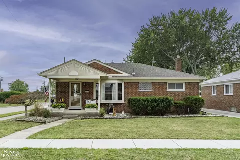 22928 Lincoln, Saint Clair Shores, MI 48082