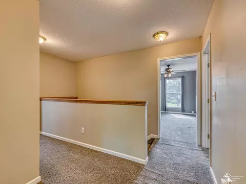 Entry Way - 834 Navarre, Monroe, MI 48161 photo 4 of 4