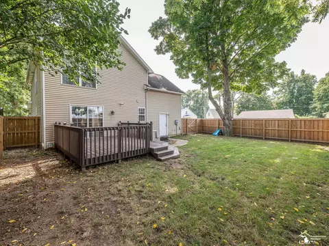 Exterior - 834 Navarre, Monroe, MI 48161 photo 6 of 9