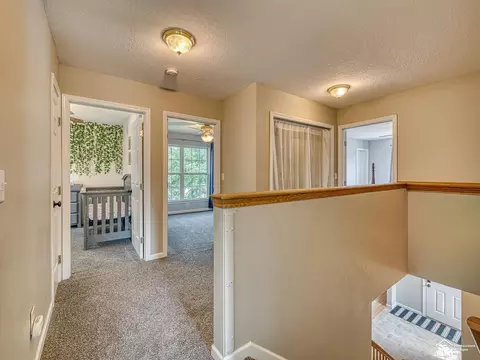 Entry Way - 834 Navarre, Monroe, MI 48161 photo 2 of 4
