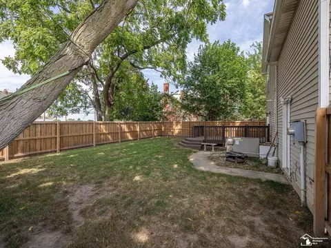 Exterior - 834 Navarre, Monroe, MI 48161 photo 5 of 9