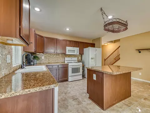 Kitchen - 834 Navarre, Monroe, MI 48161 photo 4 of 4