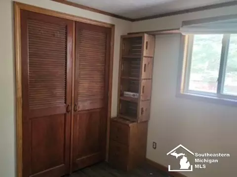 5374 Ferndale, Harrison, MI 48625 photo 4