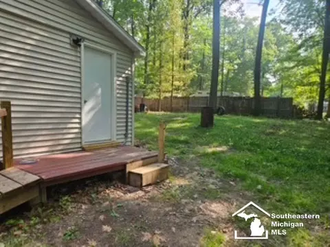 5374 Ferndale, Harrison, MI 48625 photo 7