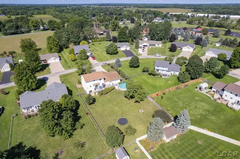 View/Area - 3165 Cobblestone Rdg, Tecumseh, MI 49286 photo 7 of 11